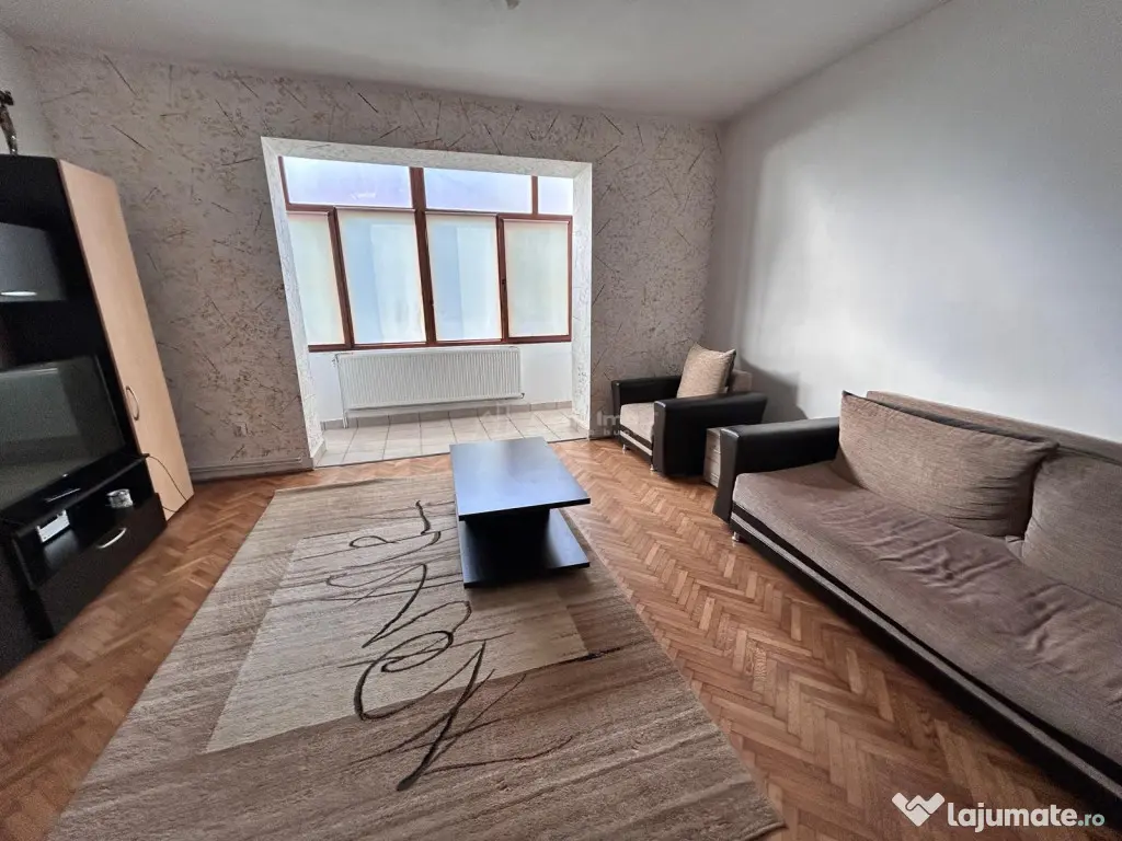 Resita, CHIRIE, 2 cam.cf.1 sporit, Central