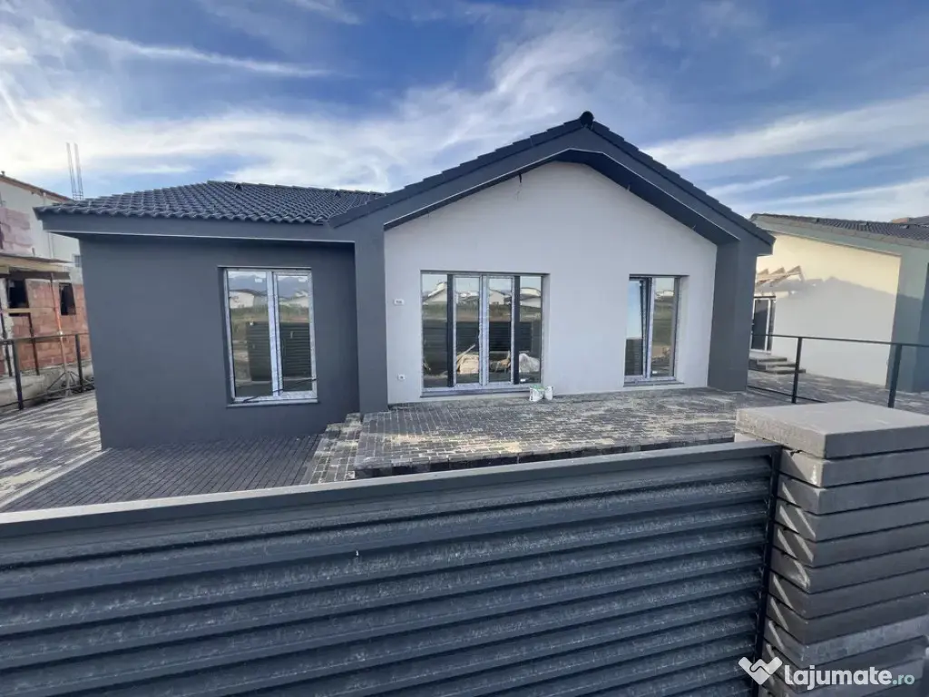 Casă finalizată cu 4 camere! 