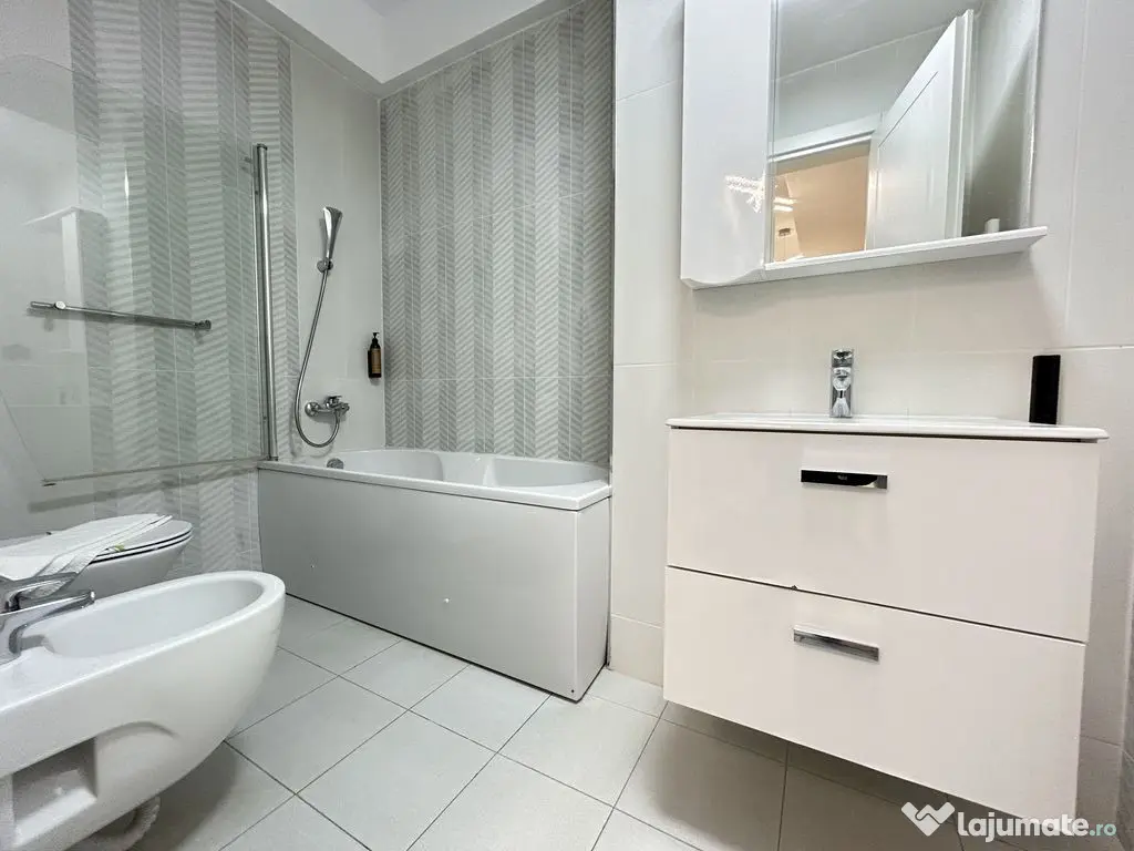 Apartament 3 camere loc parcare vedere la mare Sea ON Res...