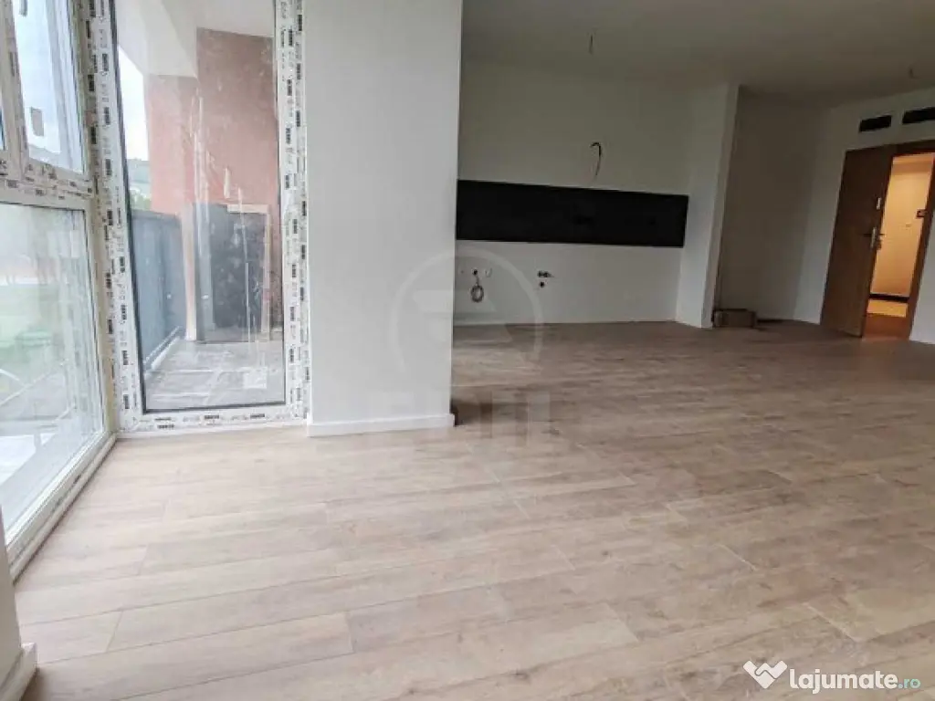 Apartament cu 2 camere, finisat nou, zona Oncos