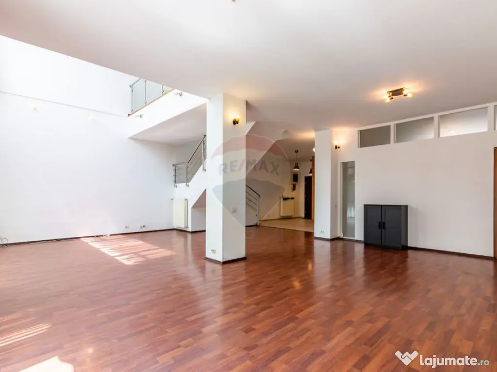 Casă / Vilă în Pipera de inchiriat, Iancu Nicolae, 5 x...