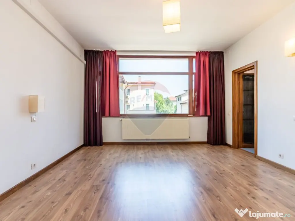 Casă / Vilă în Pipera de inchiriat, Iancu Nicolae, 5 x...