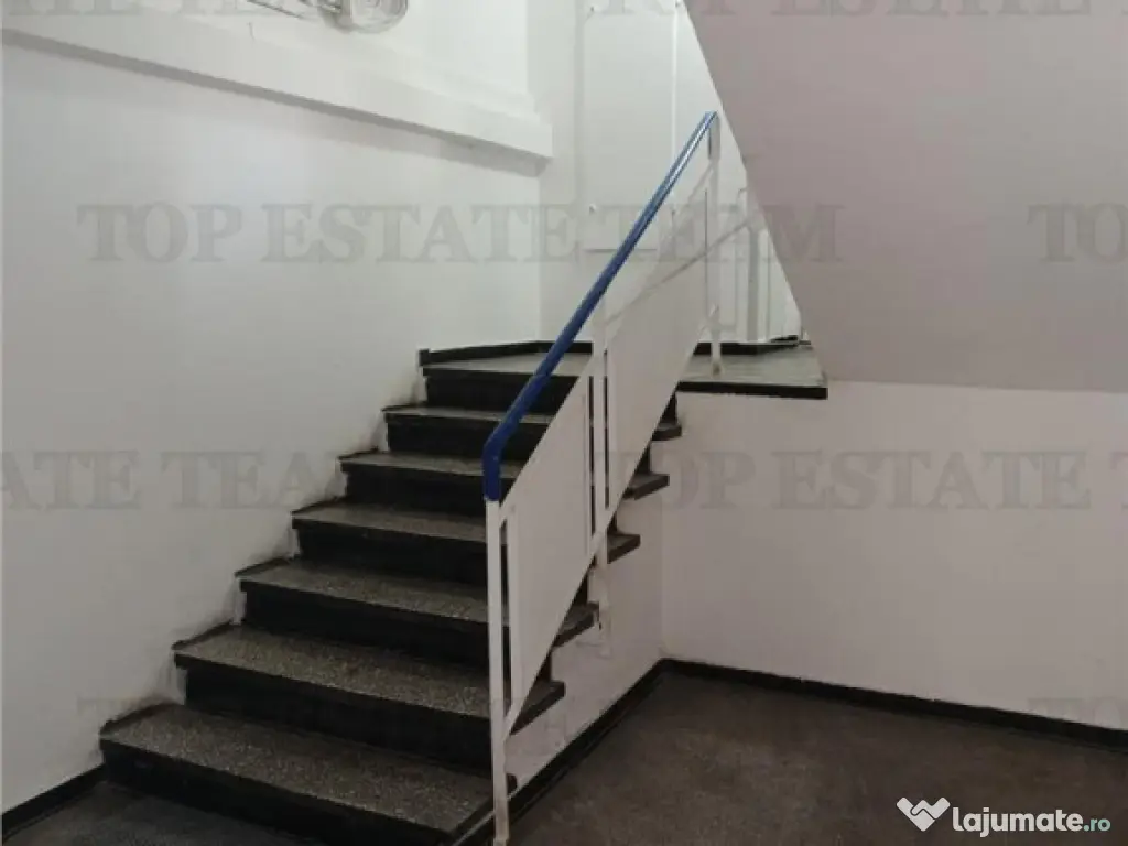 Apartament frumos intr-un bloc reabilitat, cu 3 camere si ba 