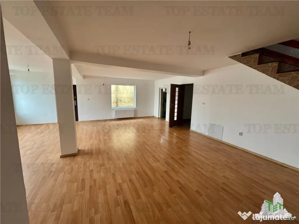 Casa individuala de / potrivita si pentru business in zona