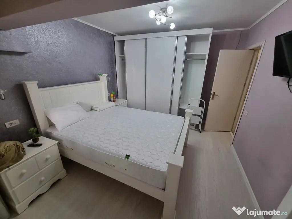 Capitol-apartament 3 camere decomandat finisat modern