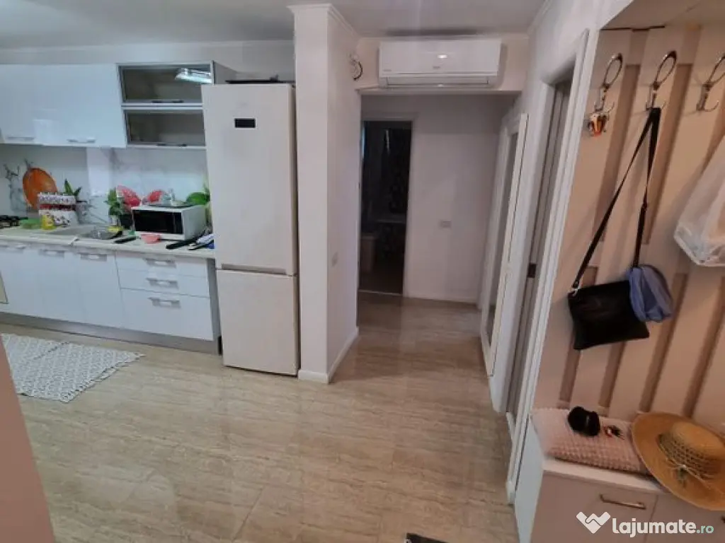 Capitol-apartament 3 camere decomandat finisat modern