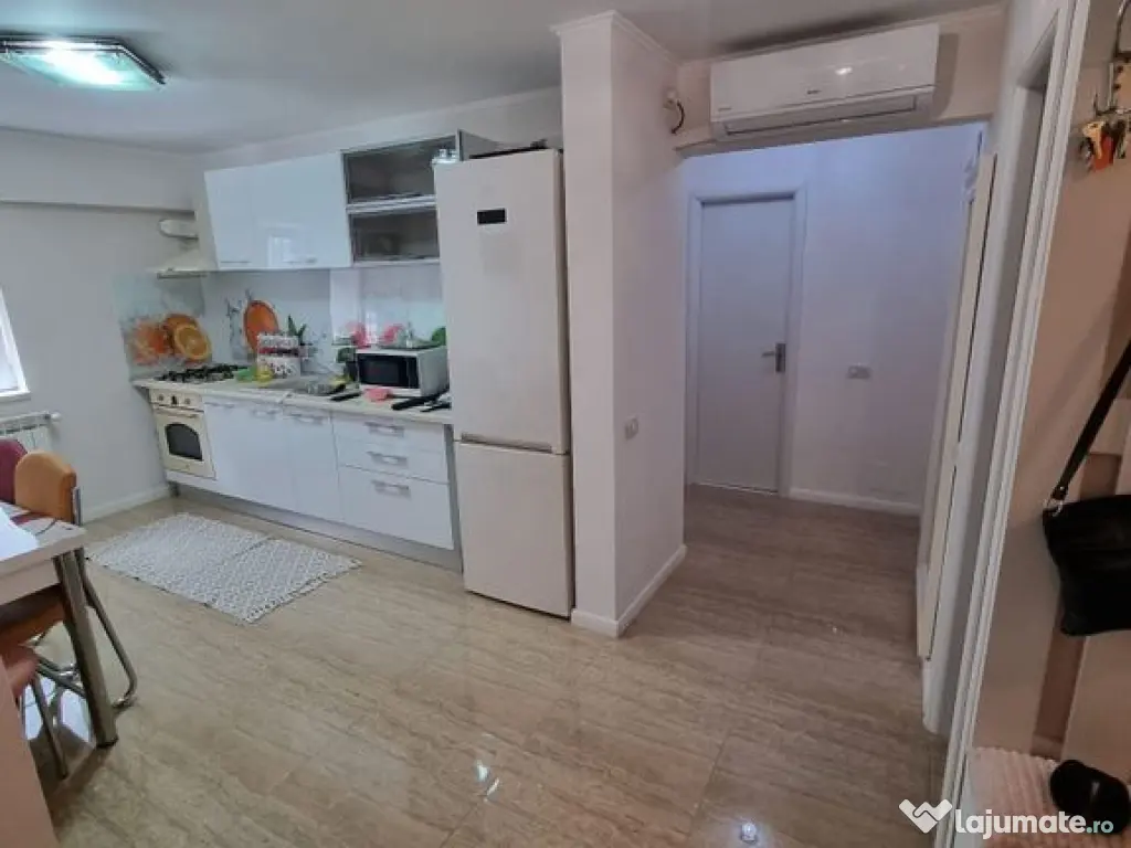 Capitol-apartament 3 camere decomandat finisat modern