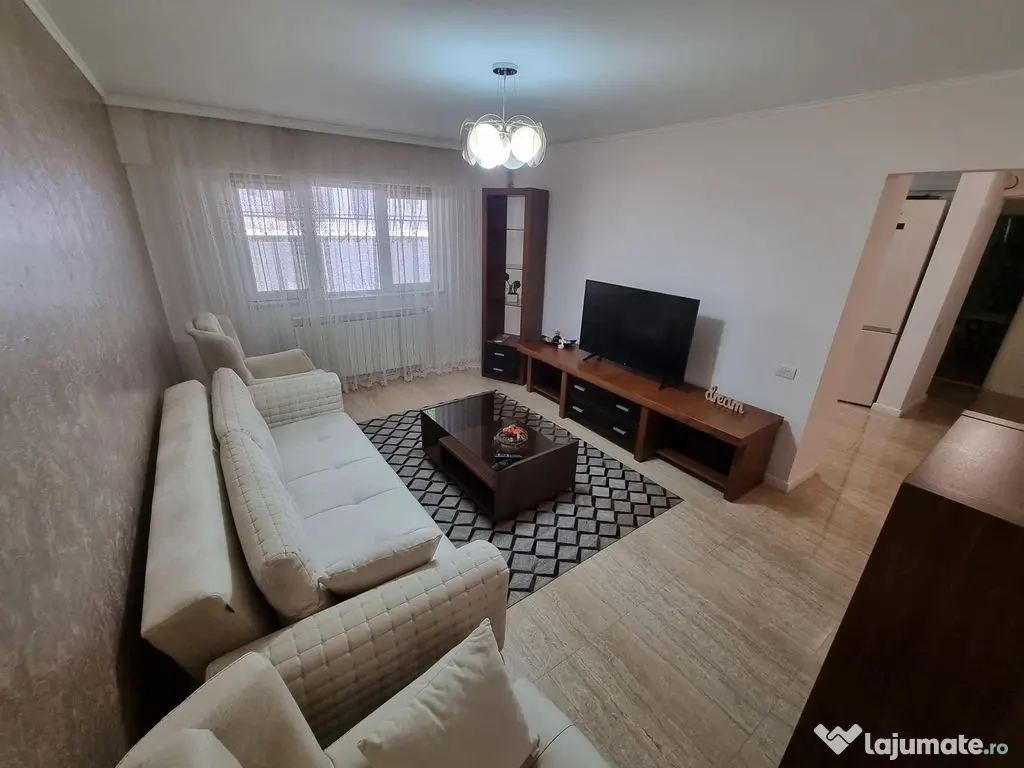 Capitol-apartament 3 camere decomandat finisat modern