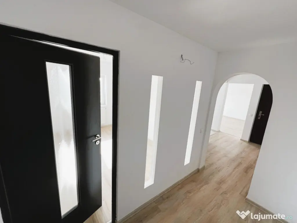 APARTAMENT 3 CAMERE RENOVAT, FINISAT, LIBER PENTRU MUTAT