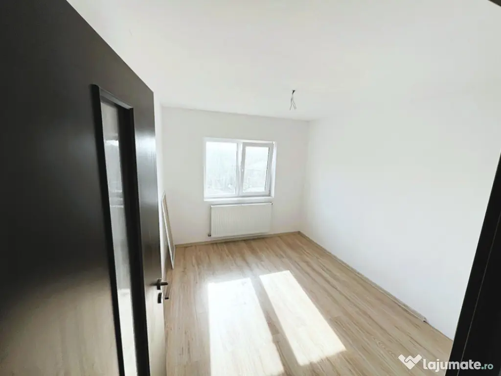 APARTAMENT 3 CAMERE RENOVAT, FINISAT, LIBER PENTRU MUTAT