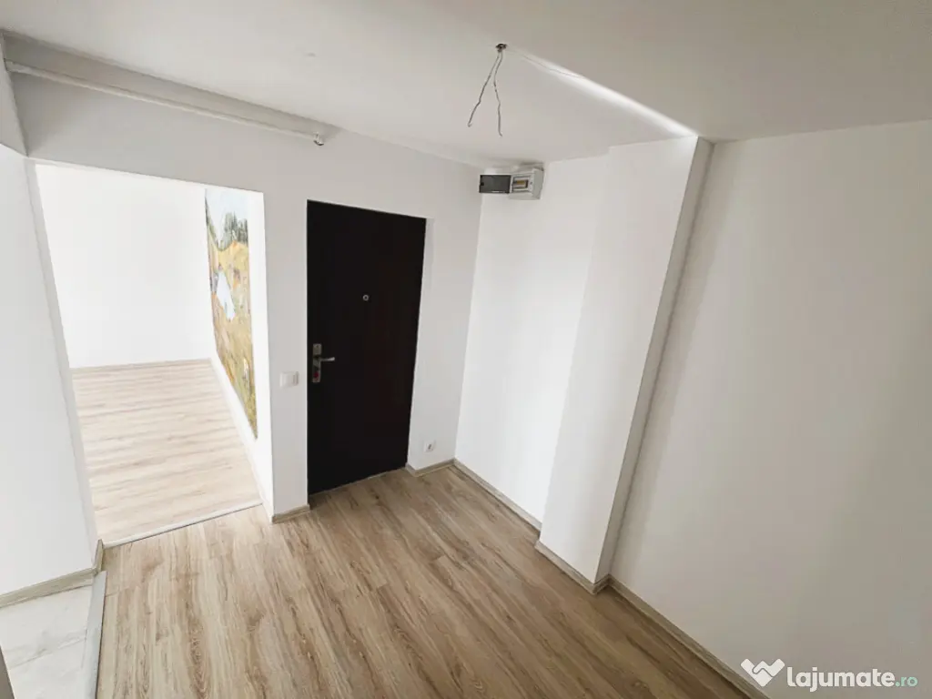 APARTAMENT 3 CAMERE RENOVAT, FINISAT, LIBER PENTRU MUTAT