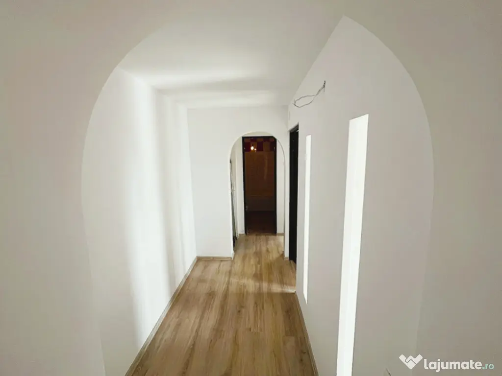 APARTAMENT 3 CAMERE RENOVAT, FINISAT, LIBER PENTRU MUTAT