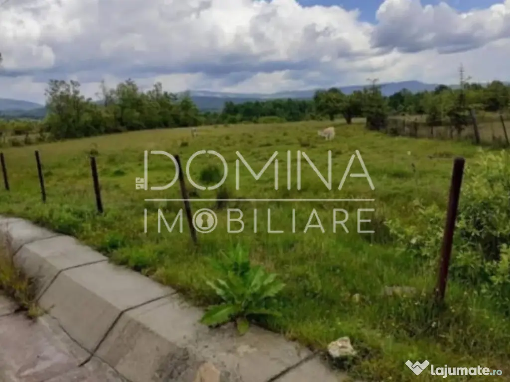 Teren 5000 mp, cu utilități, în comuna Crasna 