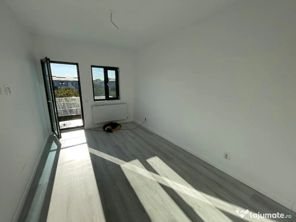 Casa 4 camere|2 locuri de parcare|finisaje de calitate 