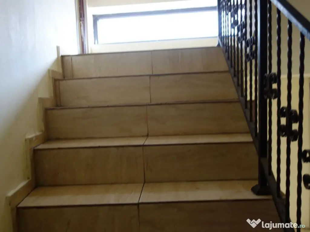 Liberty Mall-Nasaud P+2E+TERASA 