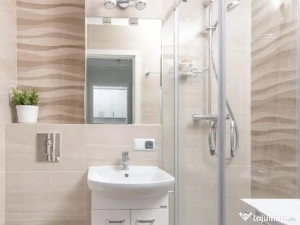 FINALIZAT ! Apartament tip Studio, vedere piscina, 3 min ...