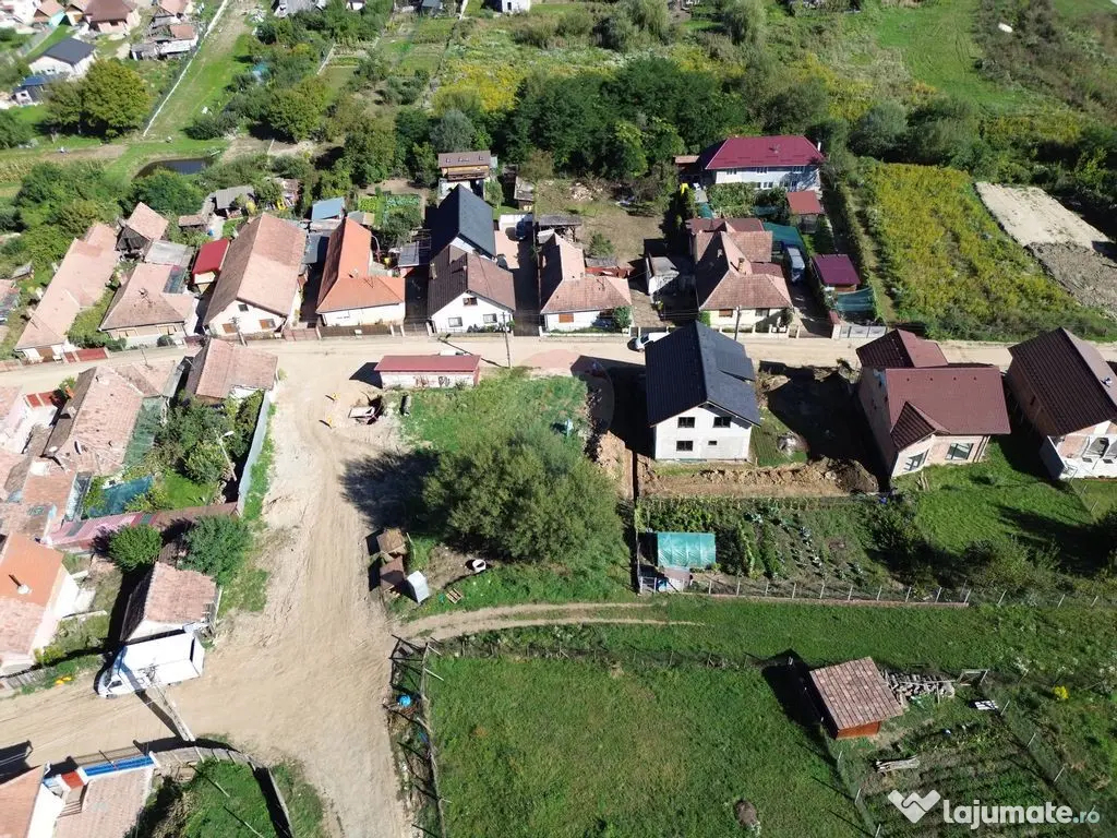 Teren intravilan Medias- zona Mosnei