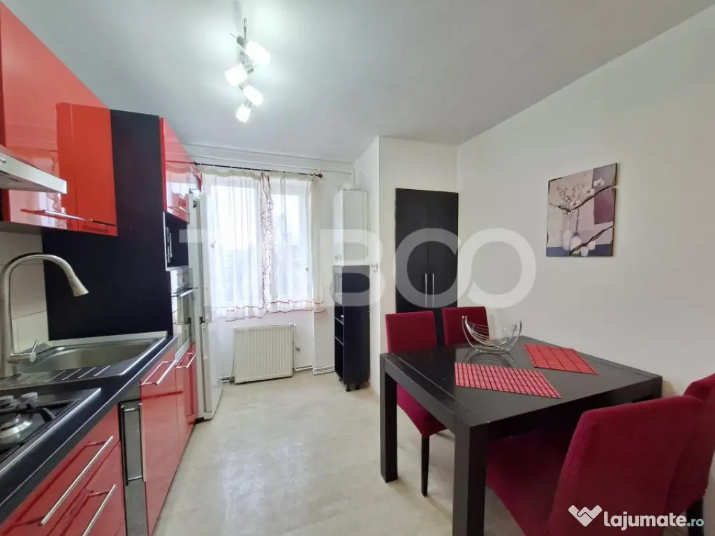 Apartament cu 3 camere si balcon de inchiriat in Sibiu zona