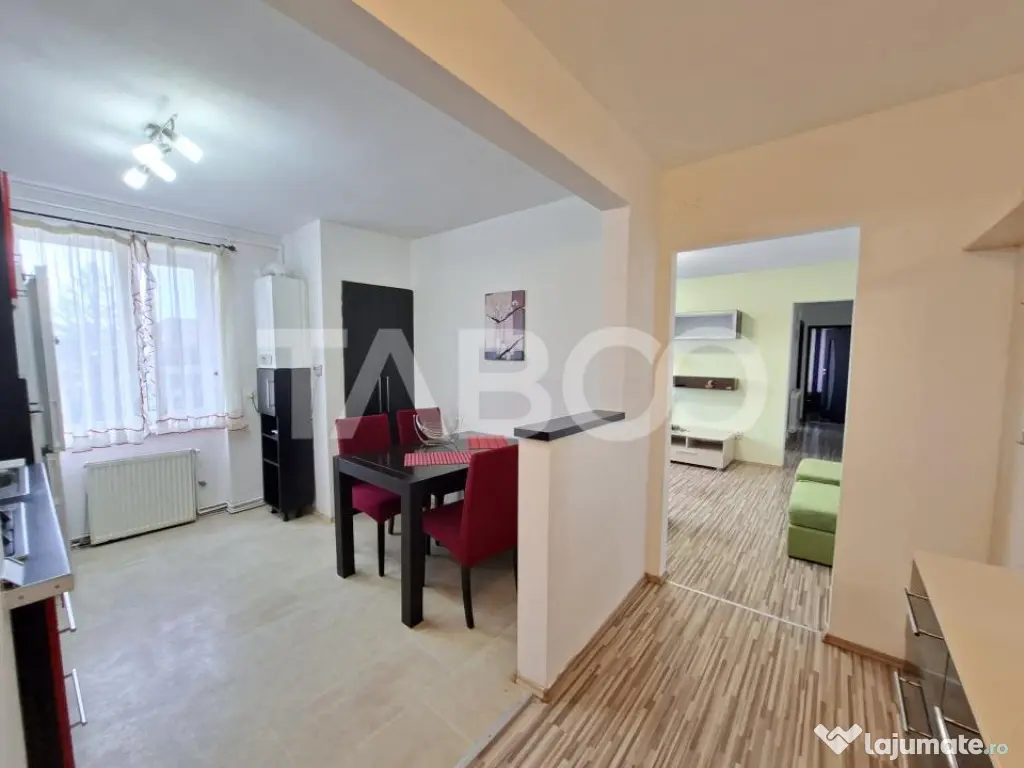 Apartament cu 3 camere si balcon de inchiriat in Sibiu zona