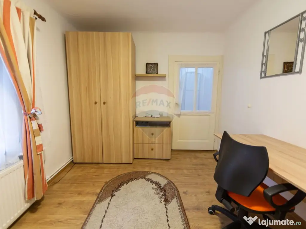 Casă individuală cochetă, 1 dormitor, renovată, Str. ...