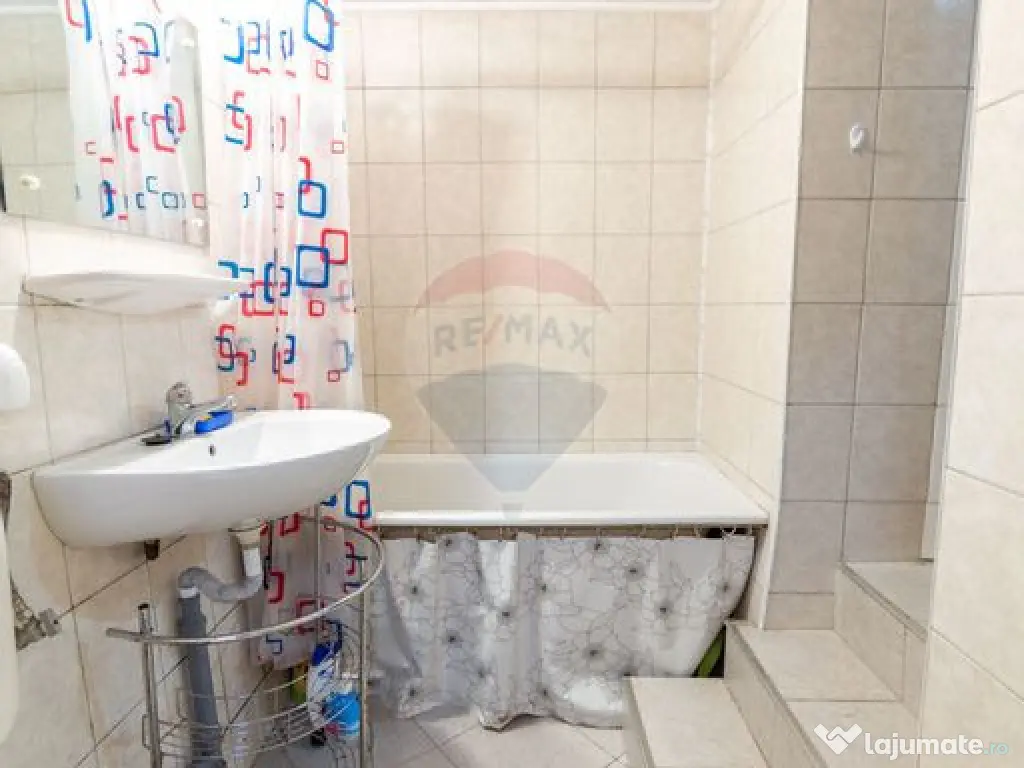 Casă individuală cochetă, 1 dormitor, renovată, Str. ...