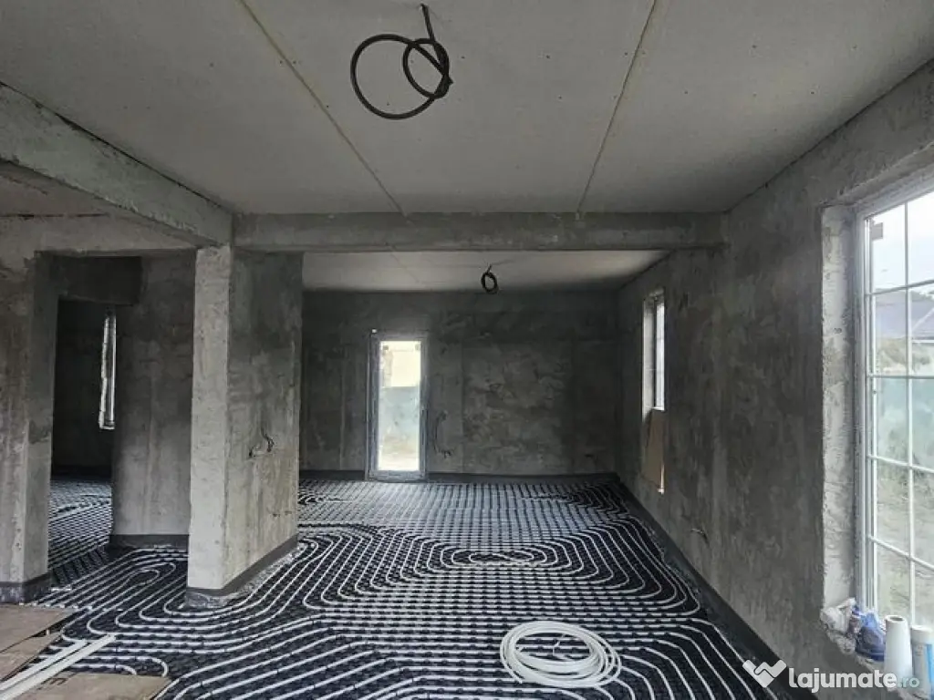 Vila noua, P+M, teren 350 mp - zona Bariera Traian - COMI... 