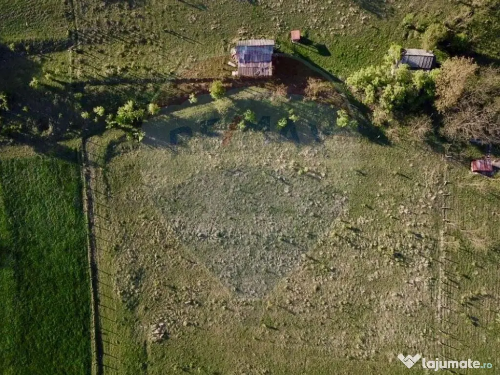 Teren intravilan 2000mp, lângă barajul Ighis