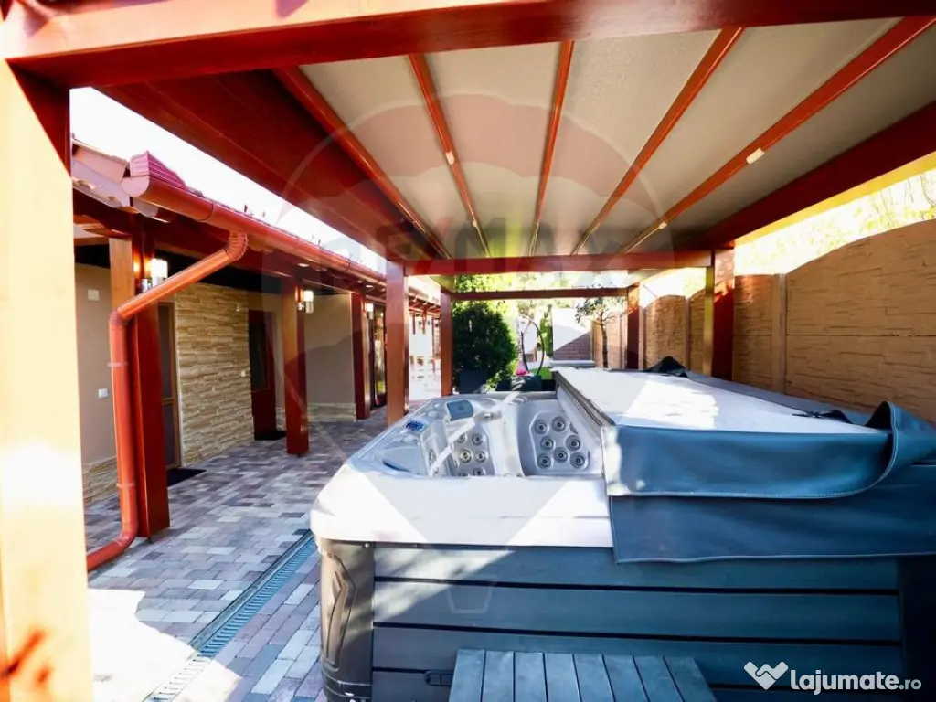 Casă impresionanta cu teren 2700mp garaj 2 masini si ter... 