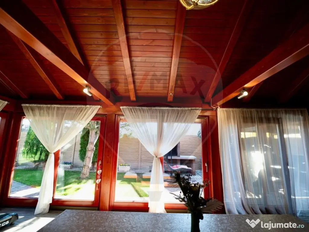 Casă impresionanta cu teren 2700mp garaj 2 masini si ter... 