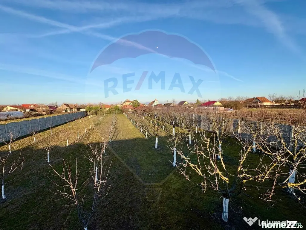 Casă impresionanta cu teren 2700mp garaj 2 masini si ter... 