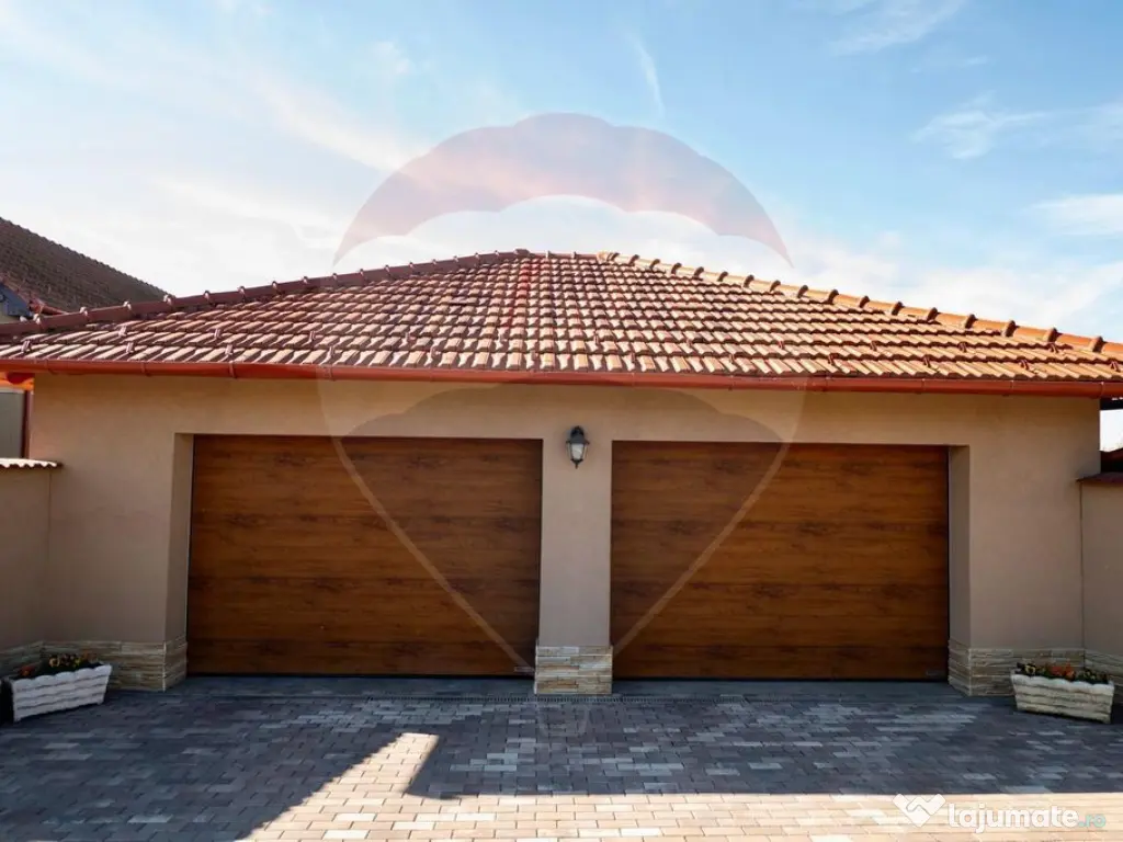 Casă impresionanta cu teren 2700mp garaj 2 masini si ter... 