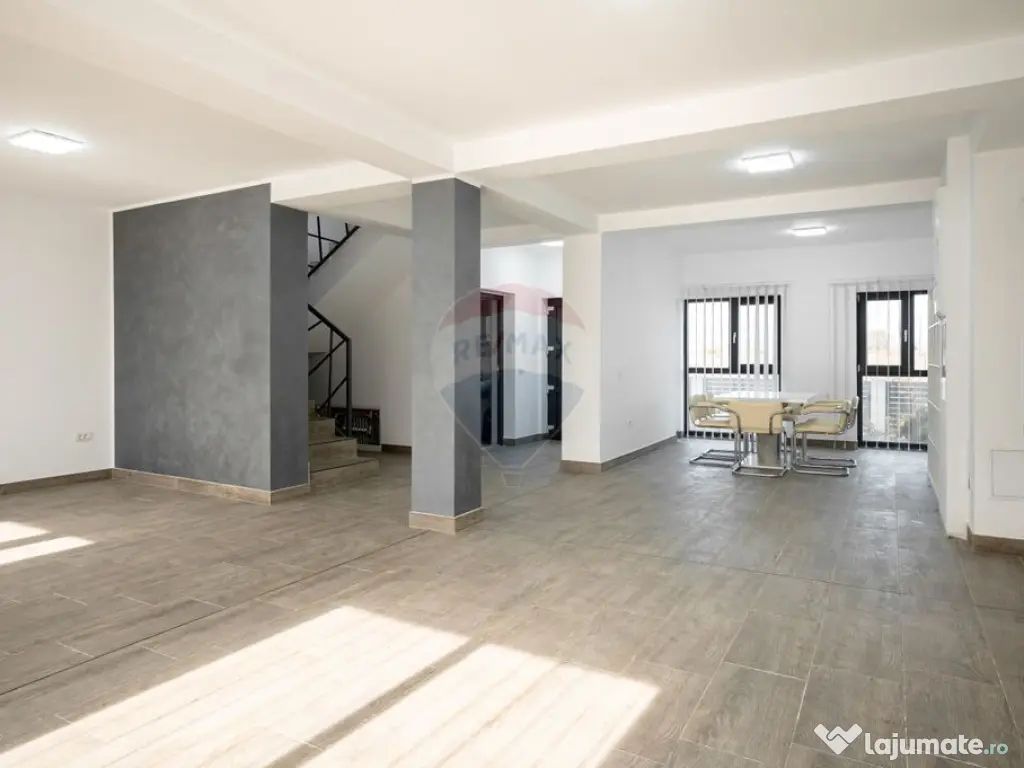 Casă nouă în Stupini: 4 camere, 3 băi și teren gener... 