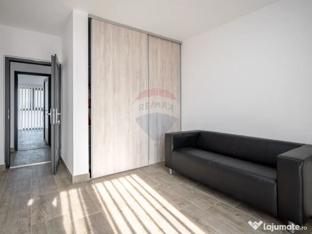 Casă nouă în Stupini: 4 camere, 3 băi și teren gener... 