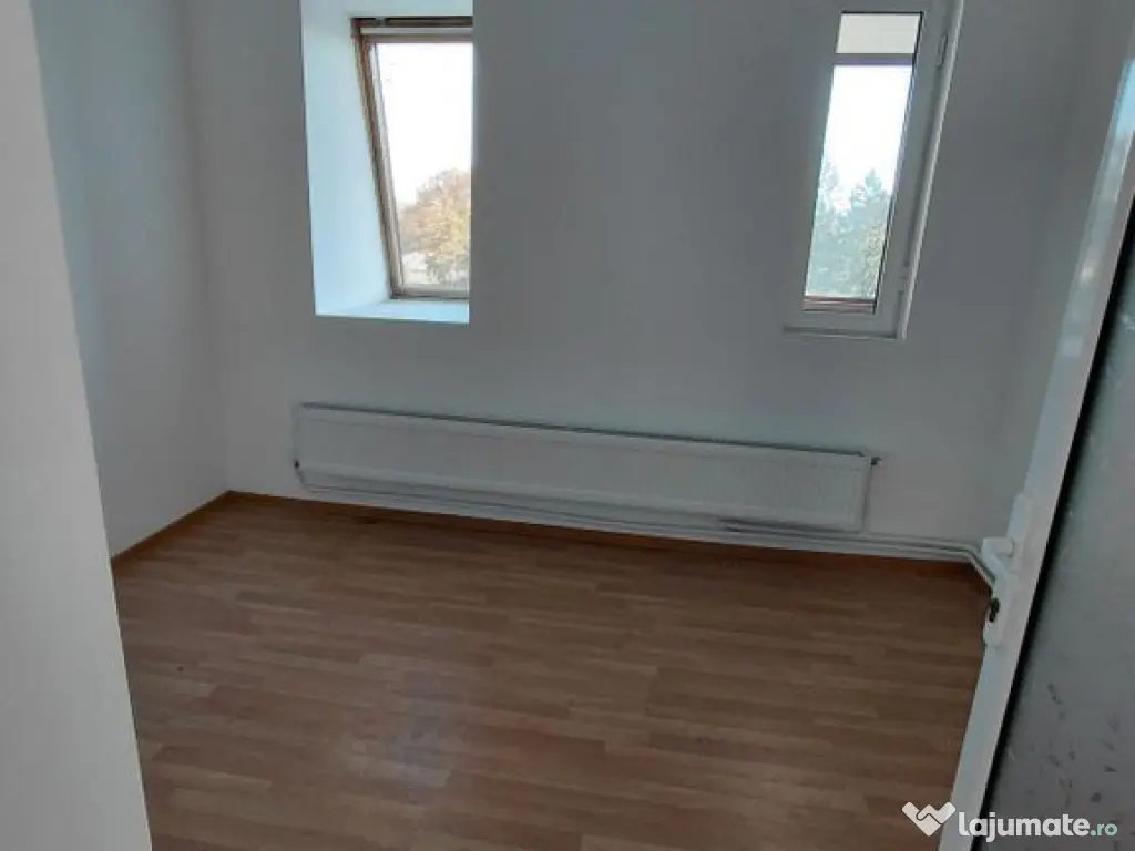 De vânzare – Casă D+P+2E+M în zona ultracentrală id... 