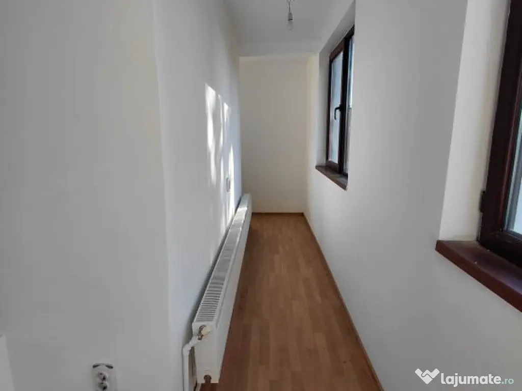 De vânzare – Casă D+P+2E+M în zona ultracentrală id... 