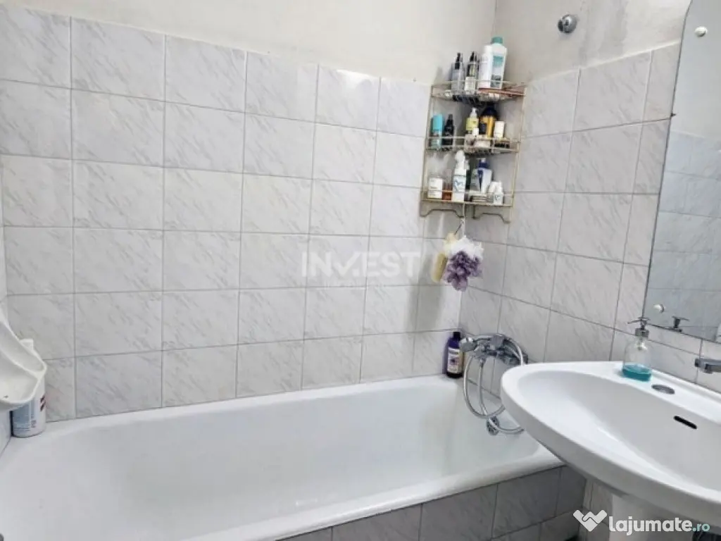 Apartament de vanzare, 3 camere si 2 bai, zona Gara , Iasi