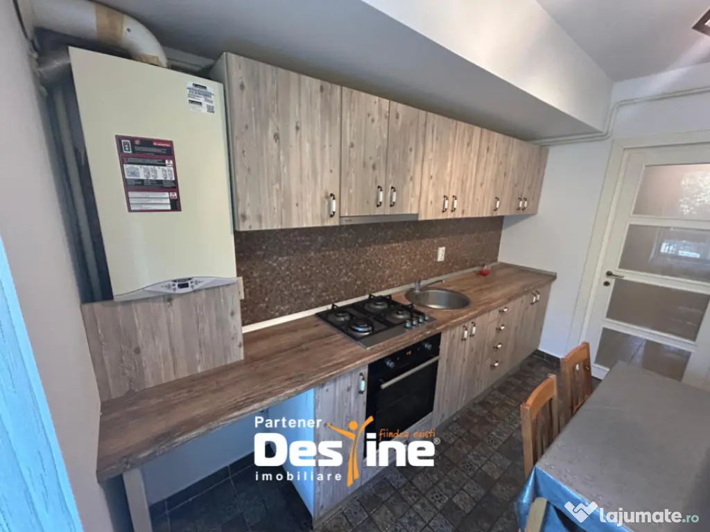 Apartament 2 camere decomandat - curte 100mp parcare si boxa 