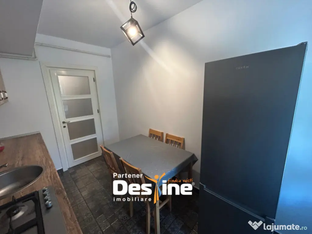 Apartament 2 camere decomandat - curte 100mp parcare si boxa 