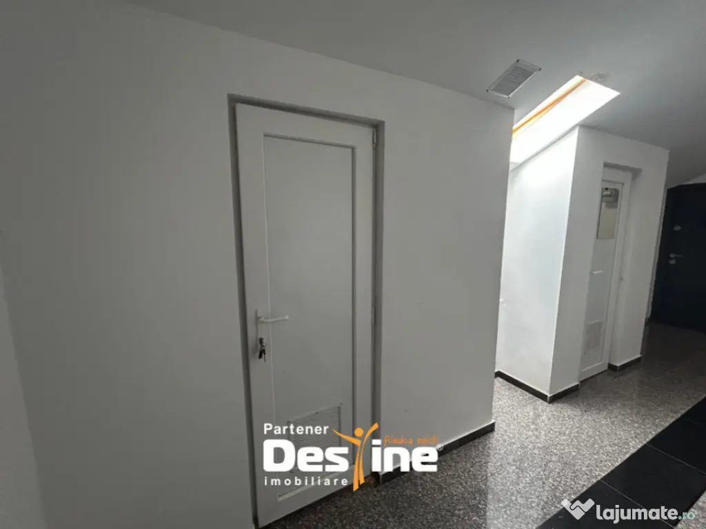 Apartament 2 camere decomandat - curte 100mp parcare si boxa 
