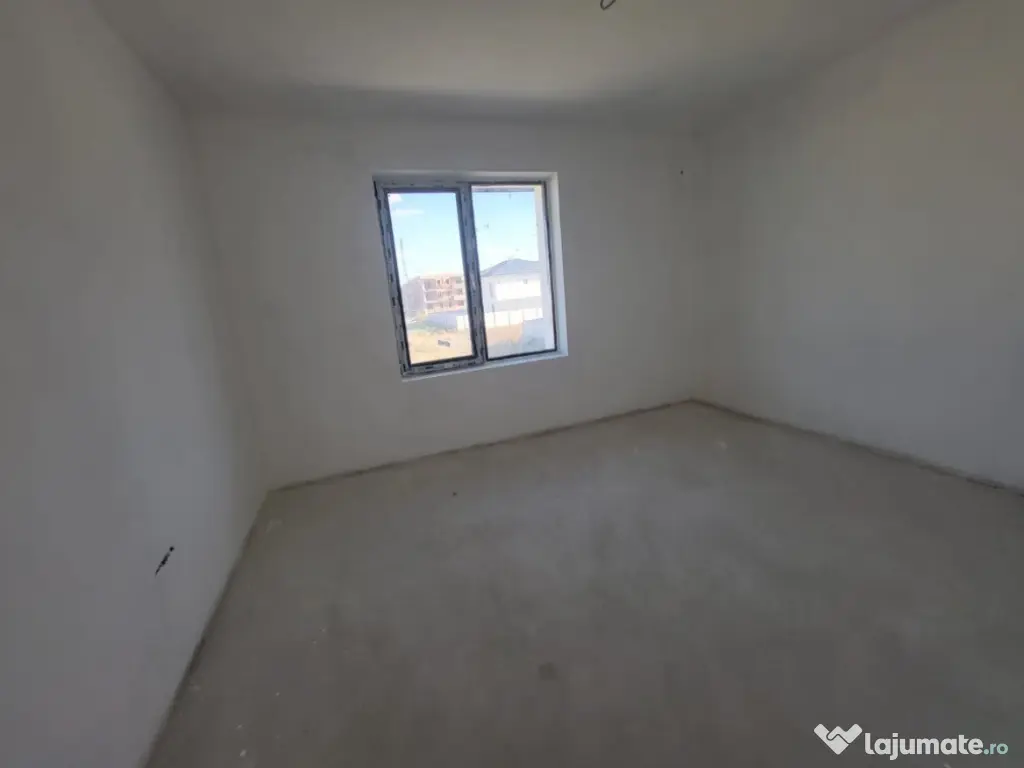 Casă individuală cu 4 camere, spațioasă, finisaje la alegere