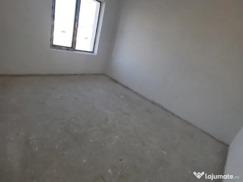 Casă individuală cu 4 camere, spațioasă, finisaje la alegere