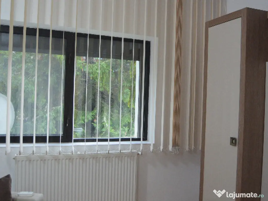 Predeal-Apartament cu trei camere ,mobilat si utilat 