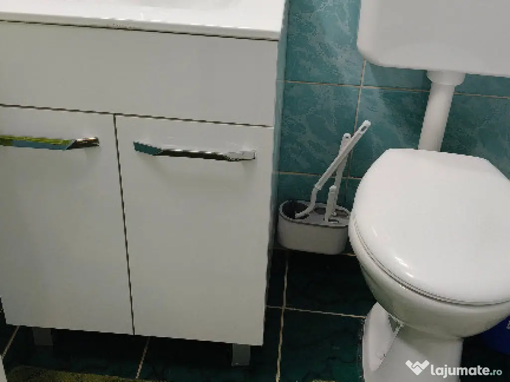 Predeal-Apartament cu trei camere ,mobilat si utilat 