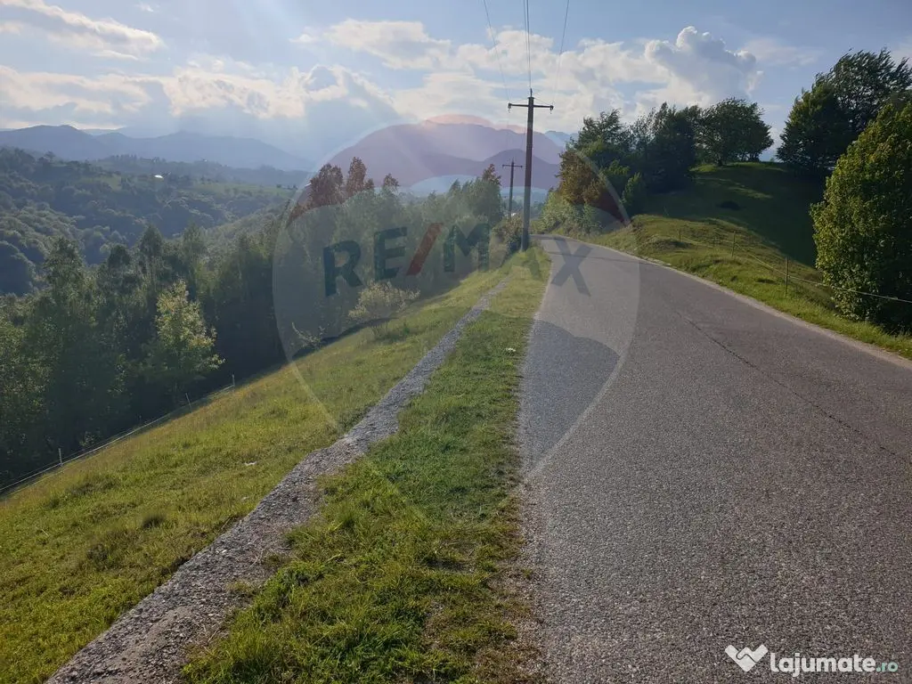 Teren extravilan, 2000 mp, Sat Peștera (com Moieciu)