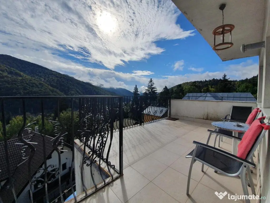 Pensiune cu 21 camere situata in Sinaia 