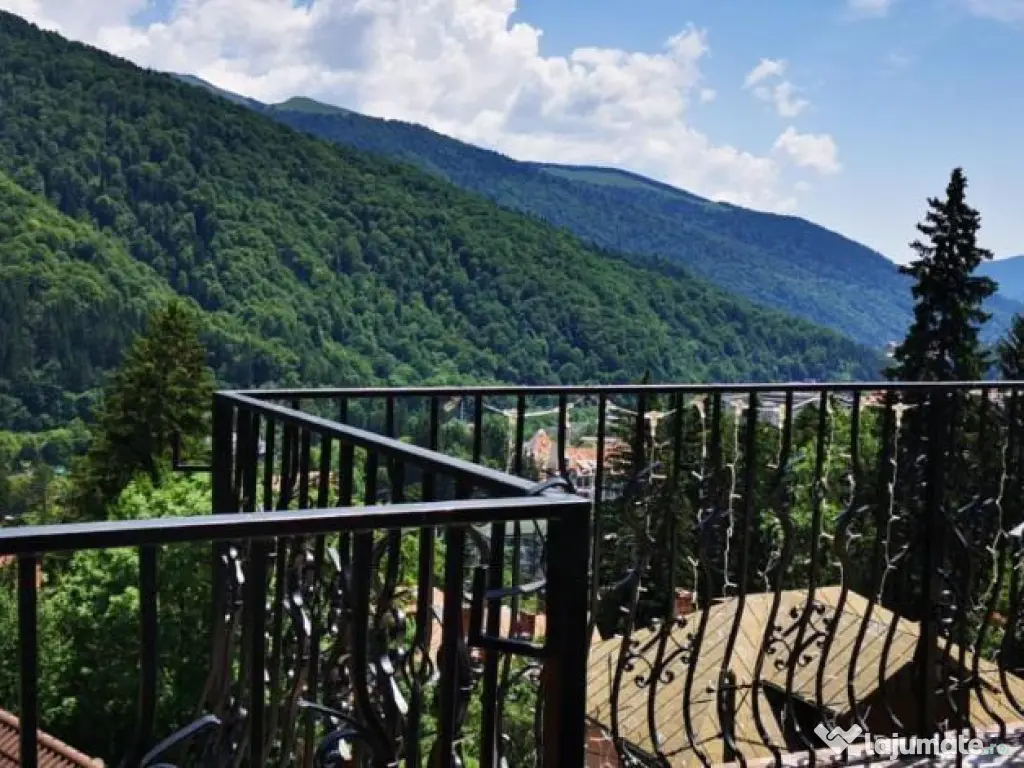 Pensiune cu 21 camere situata in Sinaia 