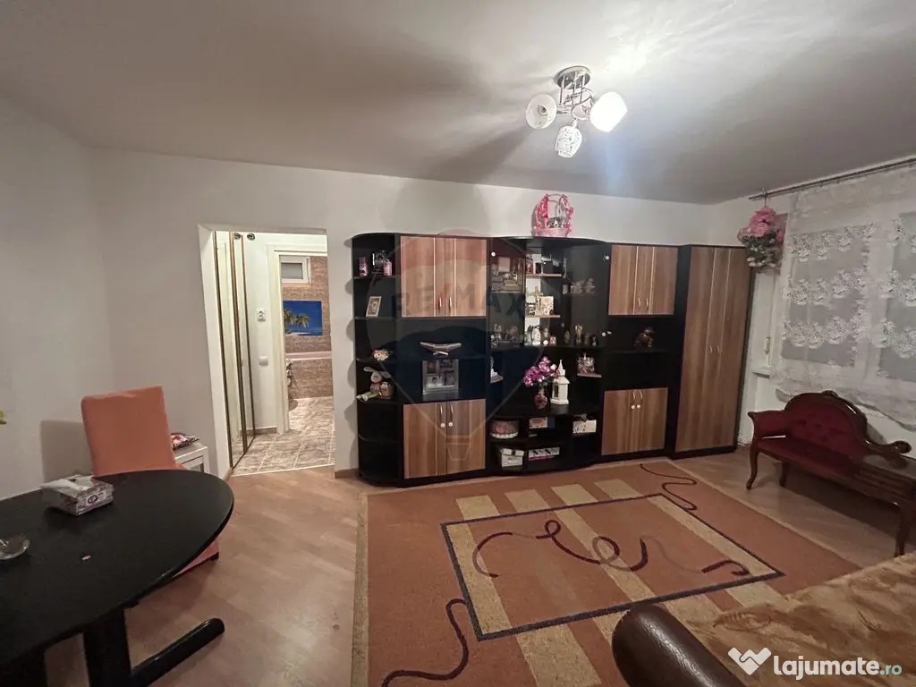 Apartament cu 2 camere de vânzare în zona Sasar 