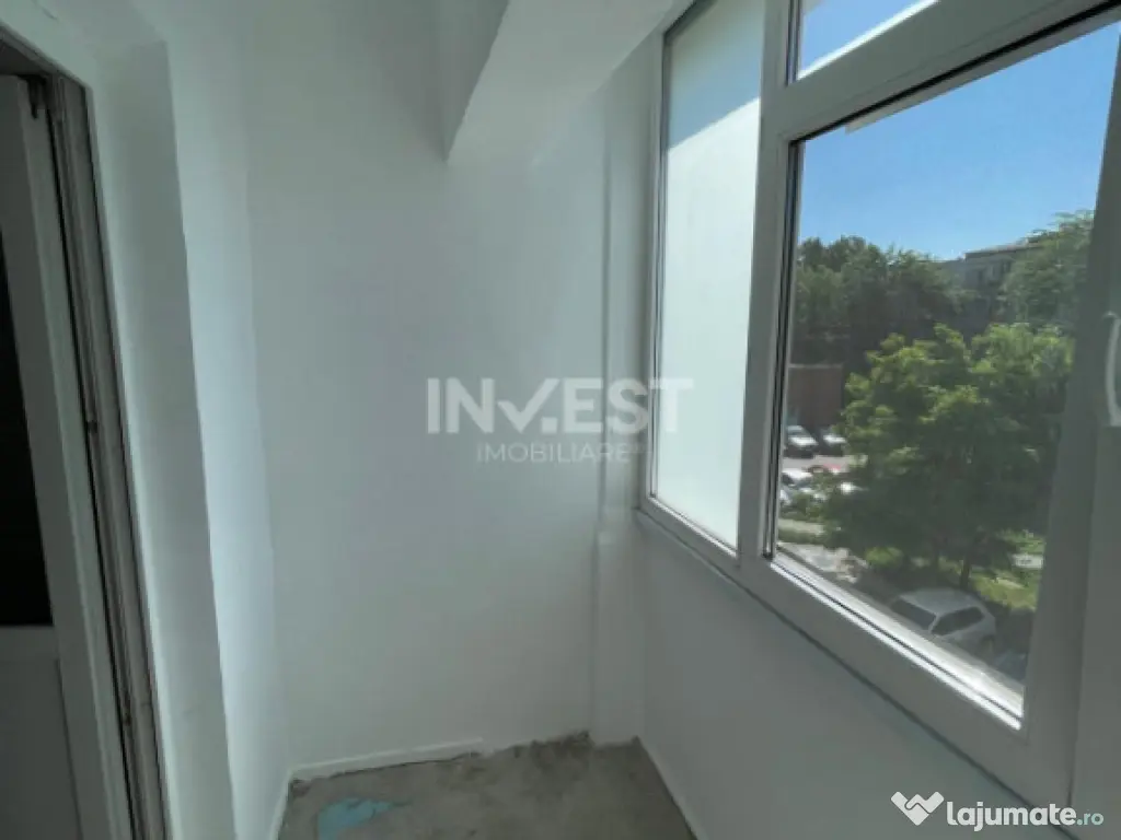 DE VANZARE-APARTAMENT 4 CAMERE-GALATA