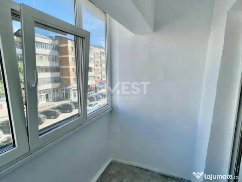 DE VANZARE-APARTAMENT 4 CAMERE-GALATA