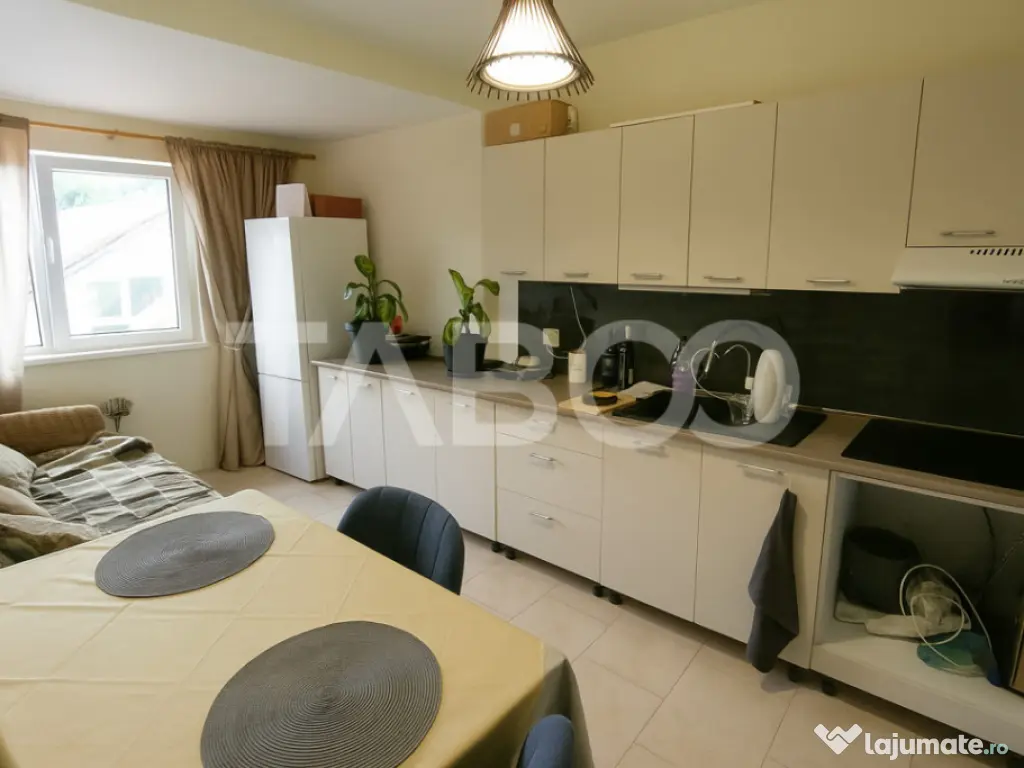 Apartament de vanzare 3 camere 128 mp utili zona Tilisca Sib